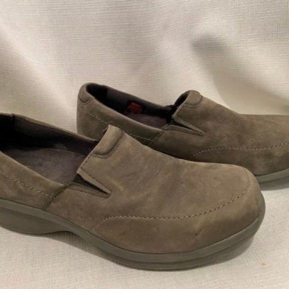 Red Wing Women's Slip-On Shoes 7.5W - Picture 3 of 9